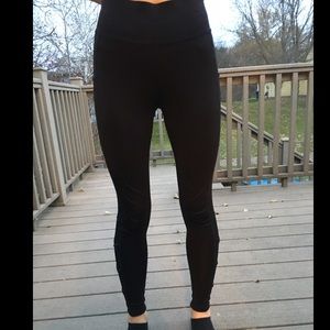 Black leggings